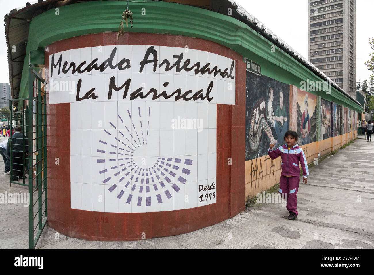 Mercado fatto tutto artigianelmente La Mariscal, Quito, Città Nuova, Ecuador Foto Stock