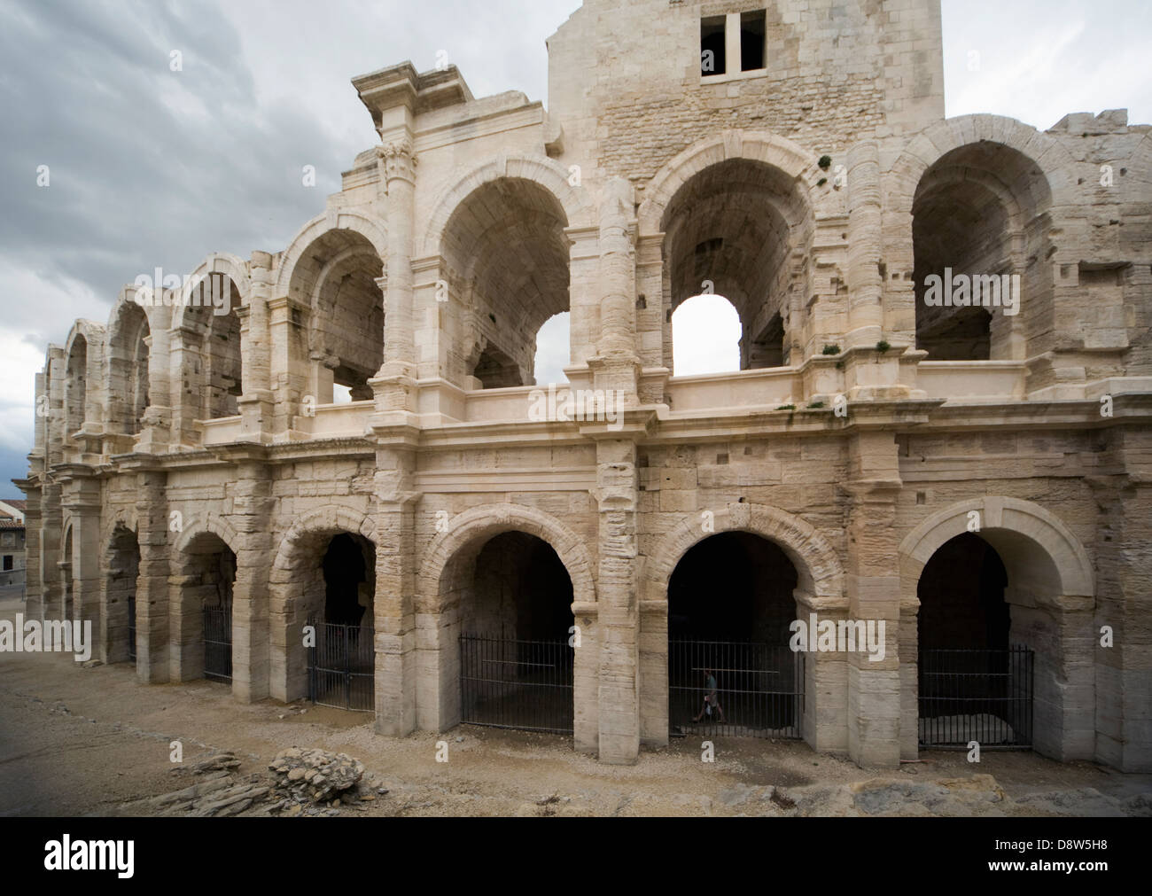 L'esterno dell'Arena romana di Arles, Provenza, Francia Foto Stock