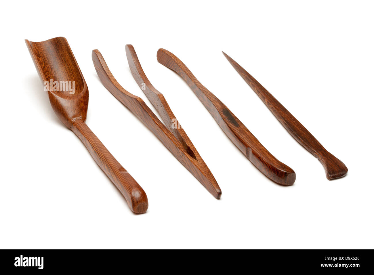 Set di utensili per la cerimonia del tè cinese su sfondo bianco Foto Stock