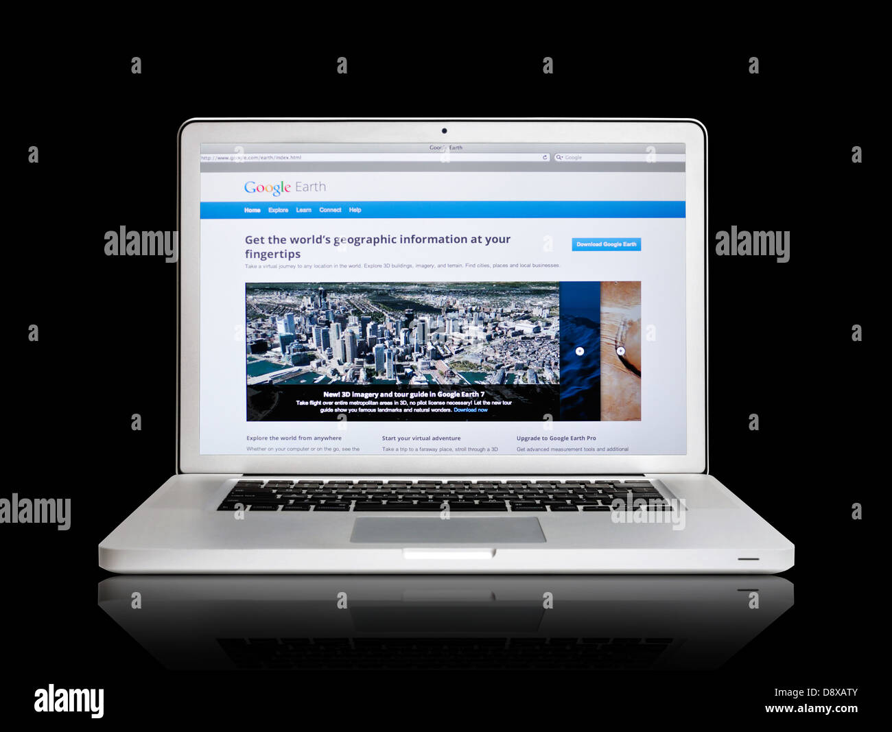Schermo portatile schermo che mostra Google Earth sito web Foto Stock