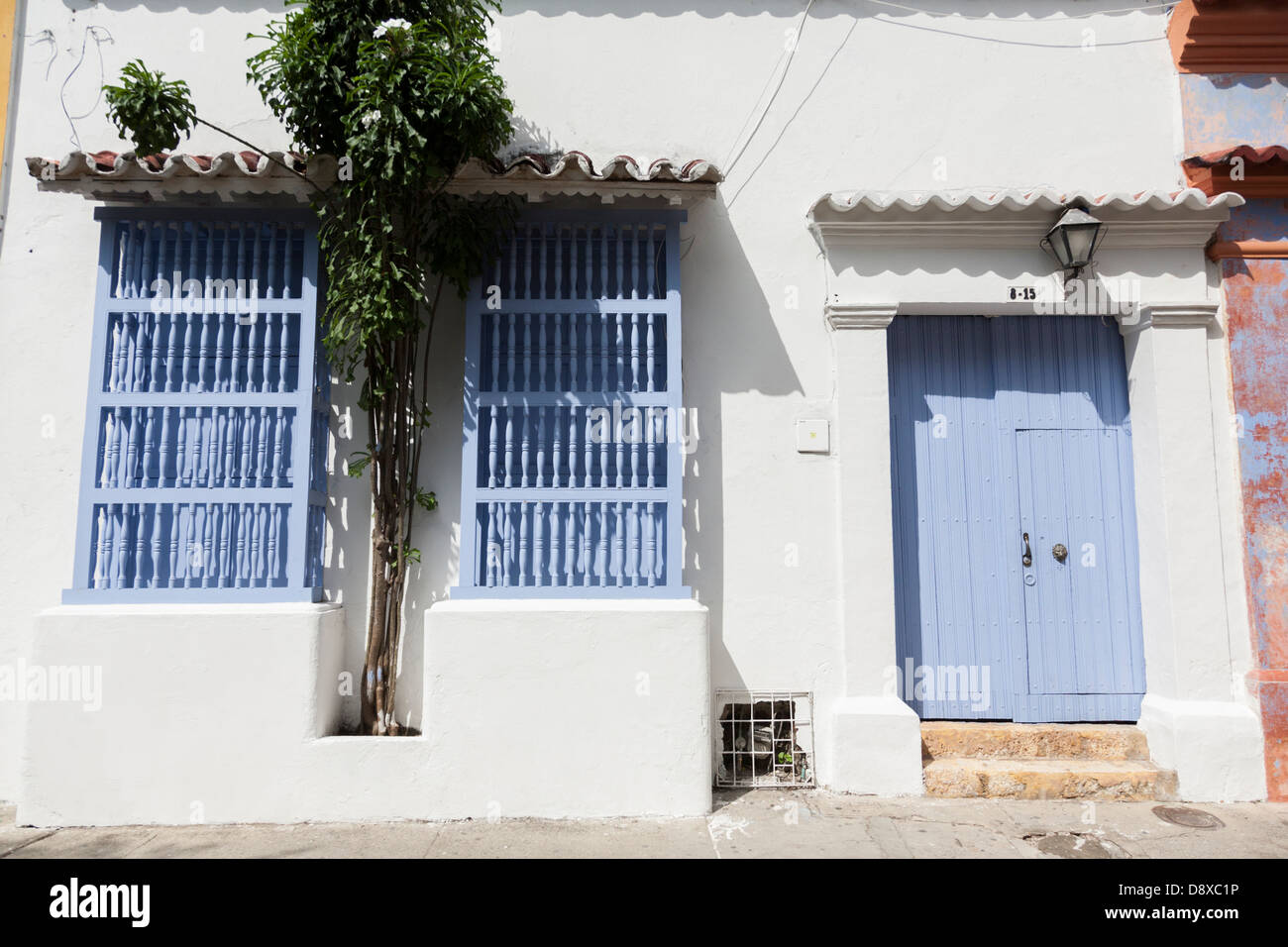 Architettura coloniale ed edifici nel centro storico di Cartagena, Colombia Foto Stock