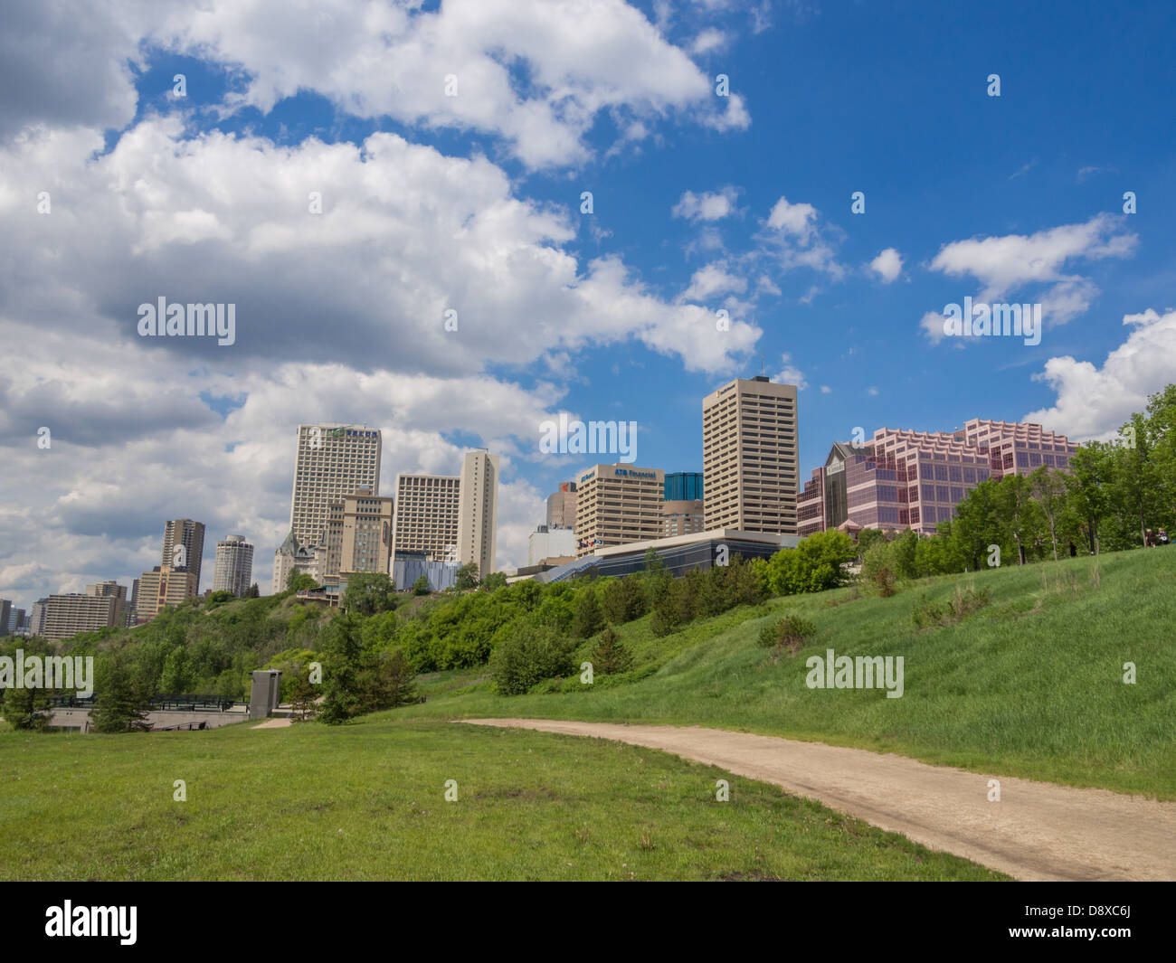 Centro di Edmonton edifici da River Valley Foto Stock