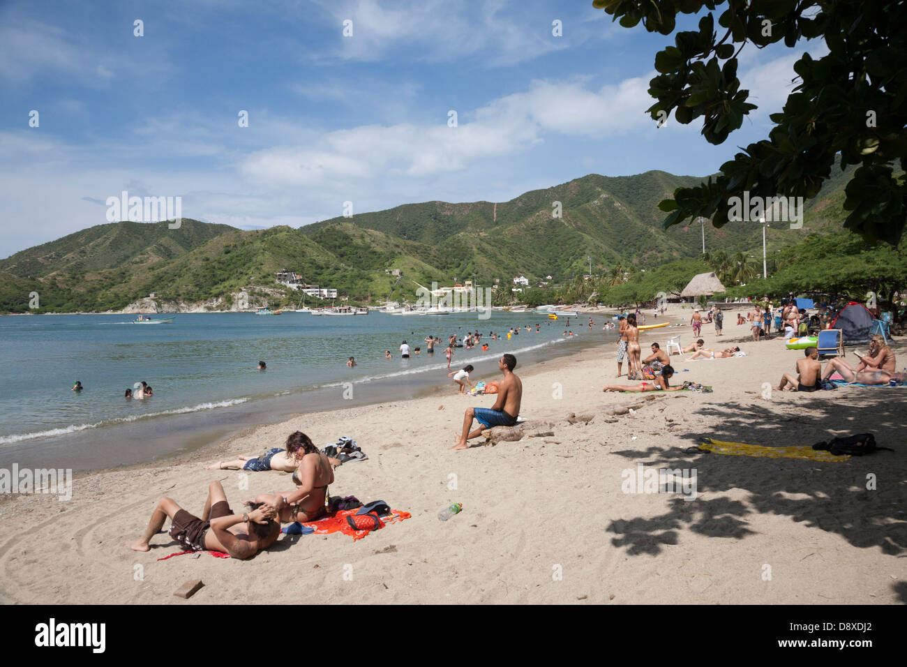 Spiaggia di Taganga, nei pressi di Santa Marta, Colombia Foto Stock