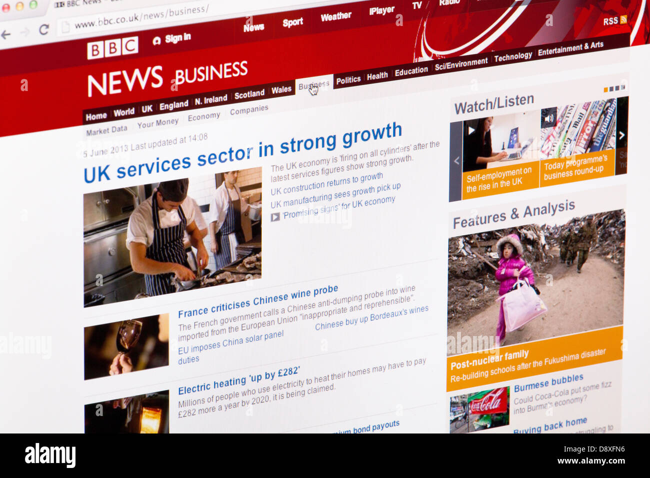 BBC News Azienda home page sito o pagina web su uno schermo di computer portatile o sul monitor di un computer Foto Stock
