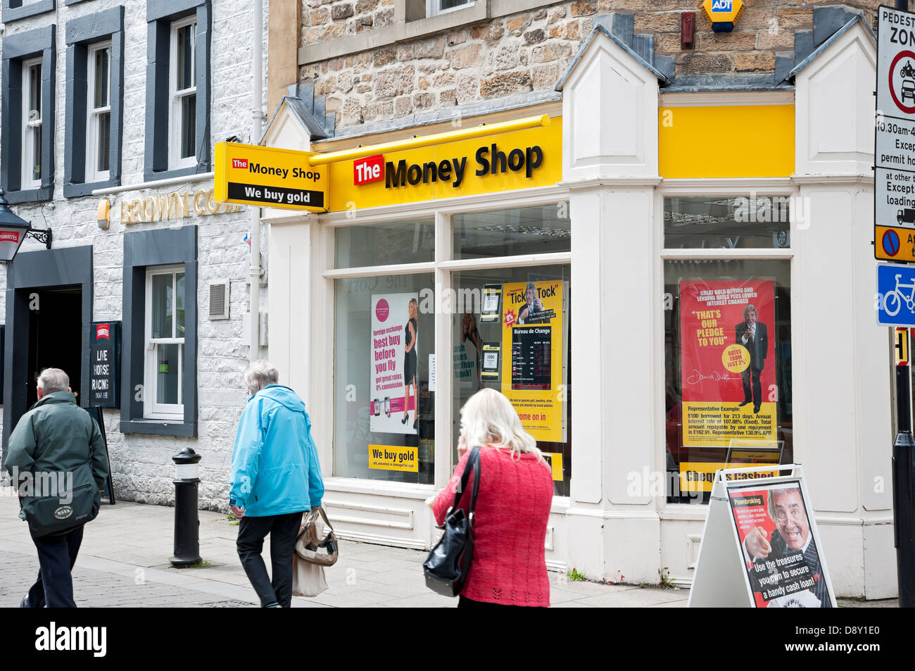 Il negozio di soldi credito esterno Payday prestito prestiti prestatore Lancaster Lancashire Inghilterra Regno Unito GB Gran Bretagna Foto Stock