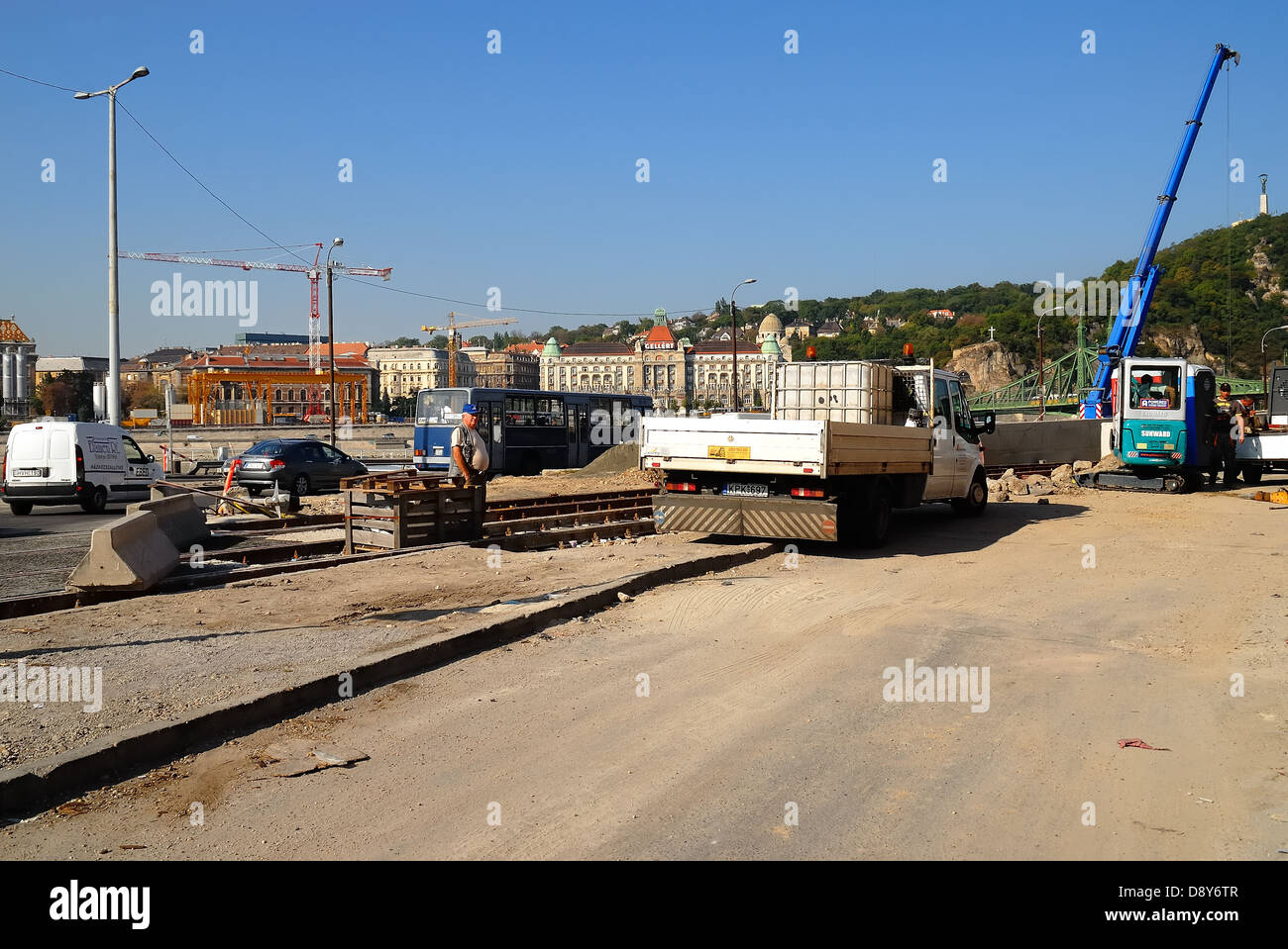 Budapest, Ungheria : opere di ammodernamento per la linea tranviaria. Foto Stock