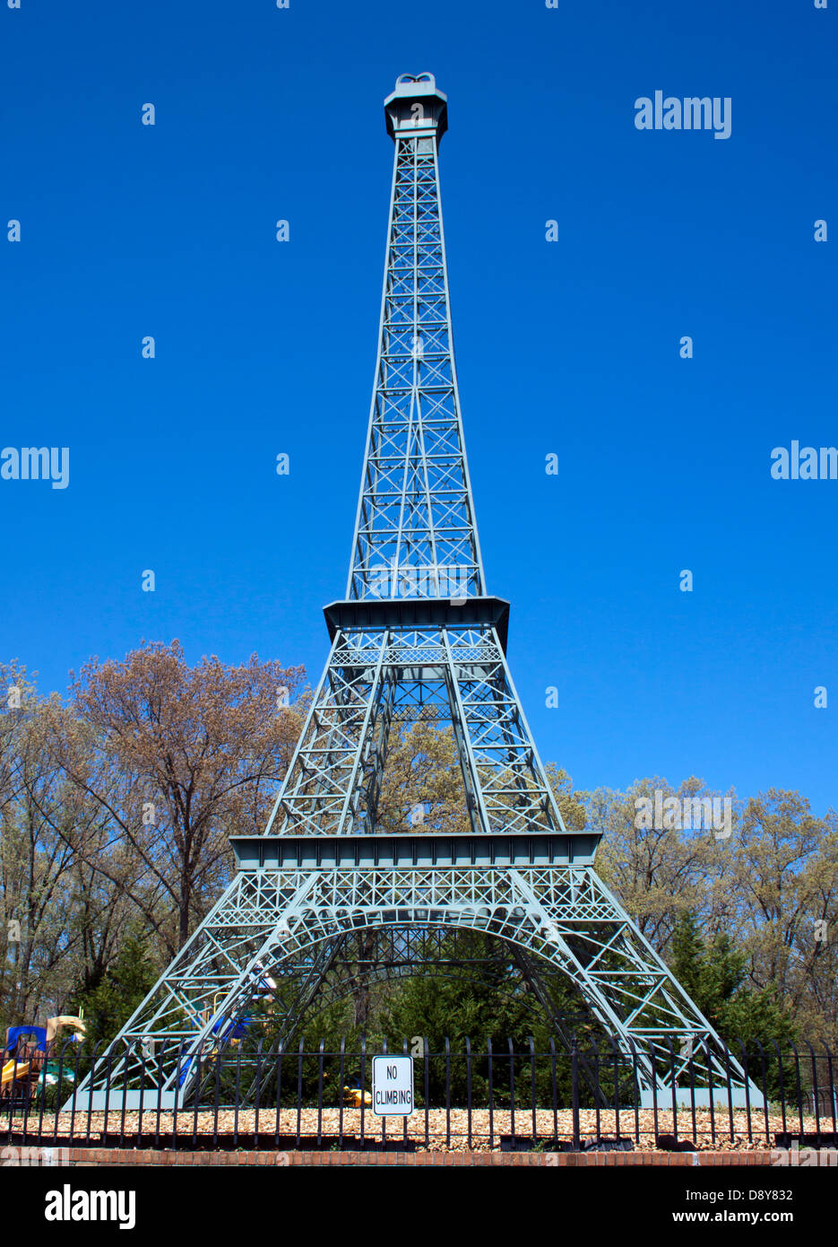 Replica of eiffel tower immagini e fotografie stock ad alta risoluzione