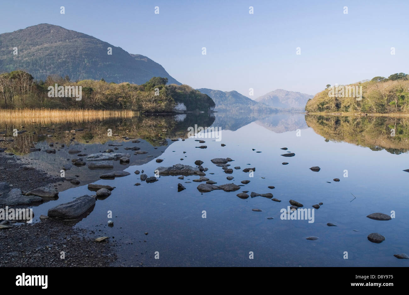 Muckross Lago con torc Montagna. Eire europeo irlandese in Irlanda del Nord Europa Poblacht na hEireann Repubblica Foto Stock