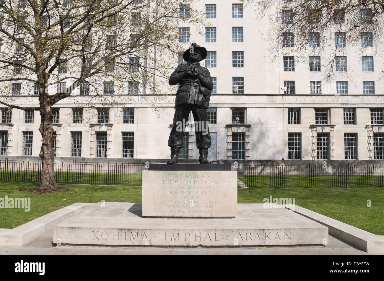 Statua del Maresciallo di Campo il visconte Slim, Whitehall, London, SW1A, Regno Unito. Foto Stock