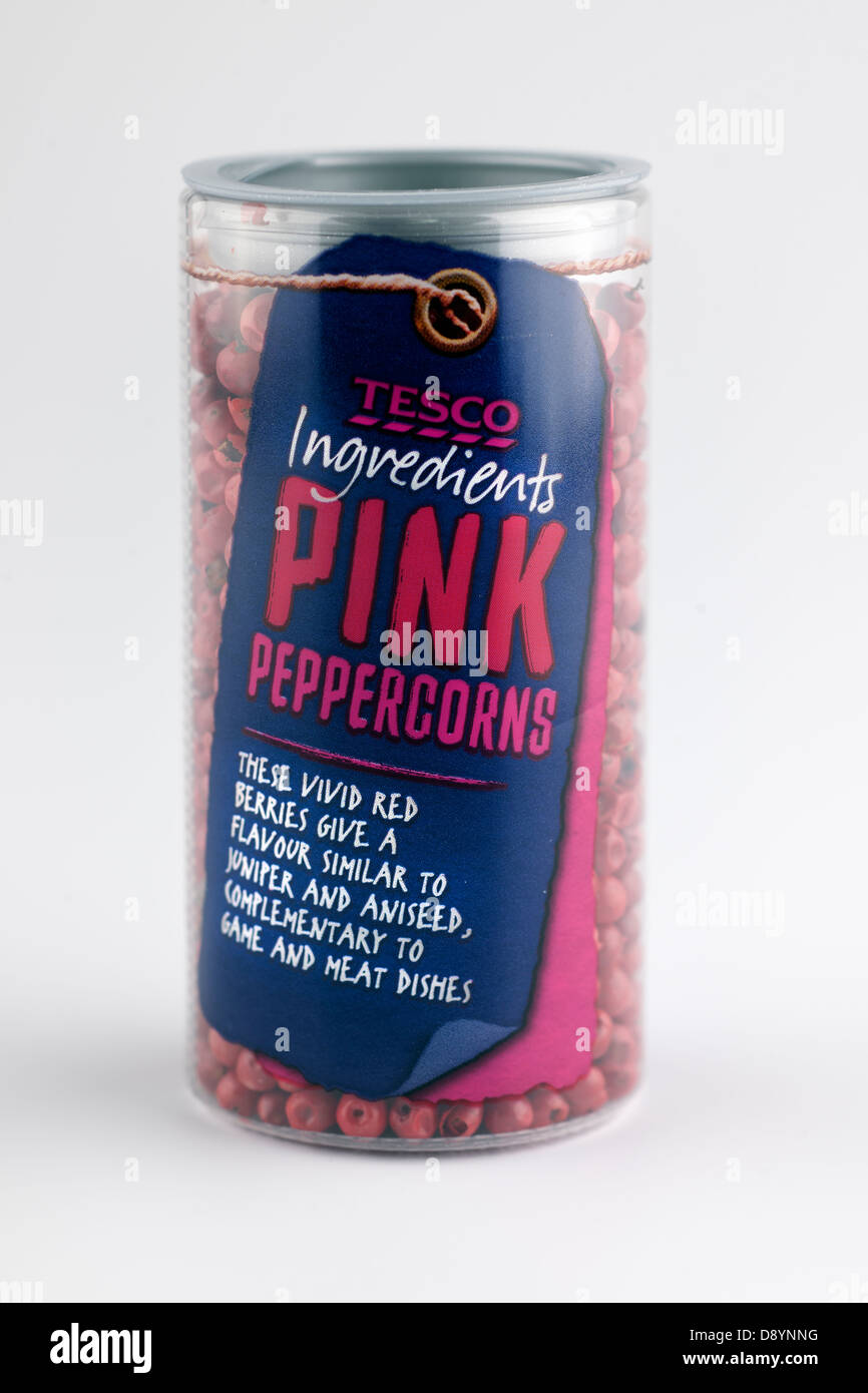 Contenitore di grani di pepe rosa da Tesco Foto Stock