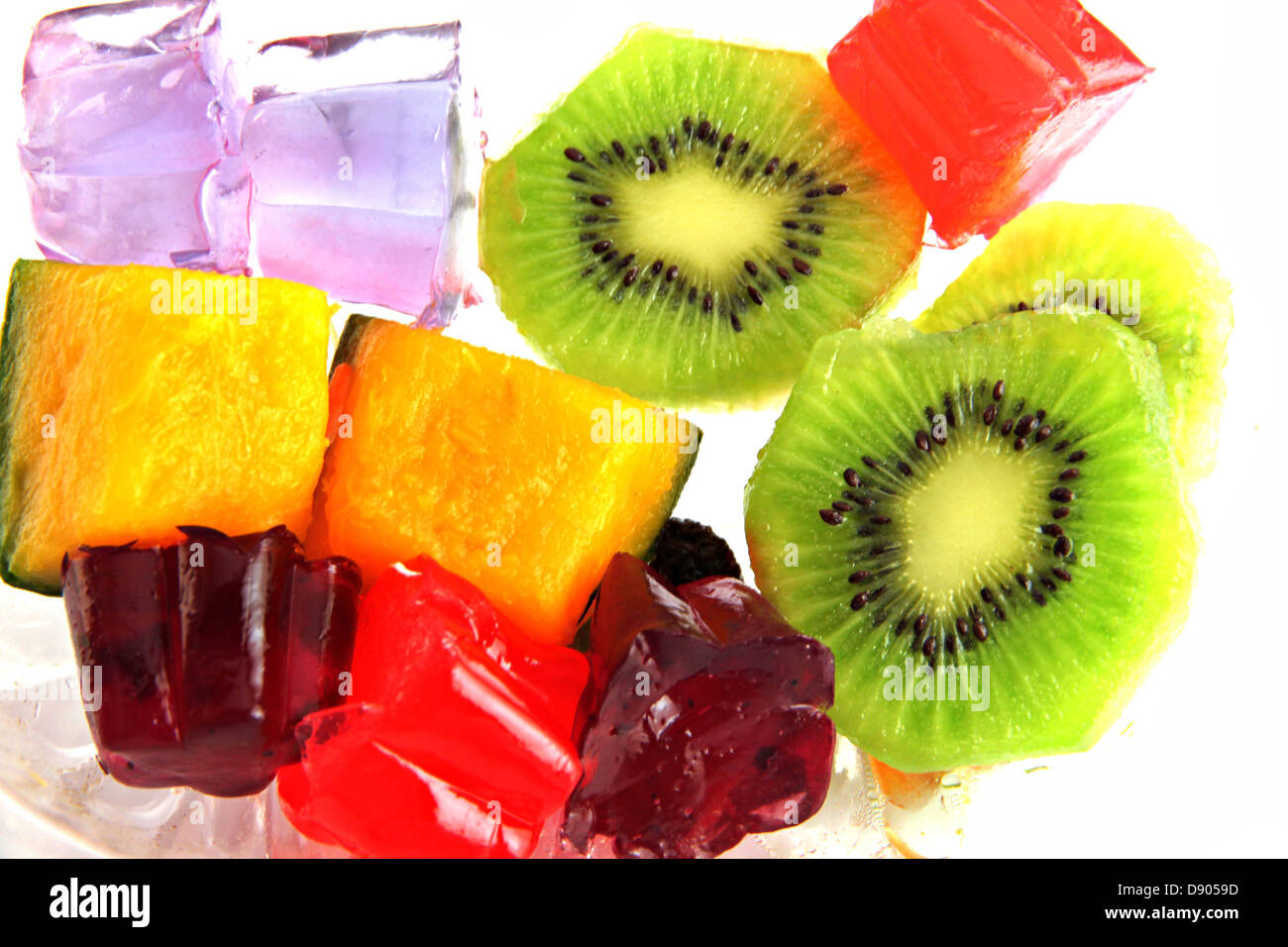 La frutta e la gelatina con colorati. Foto Stock