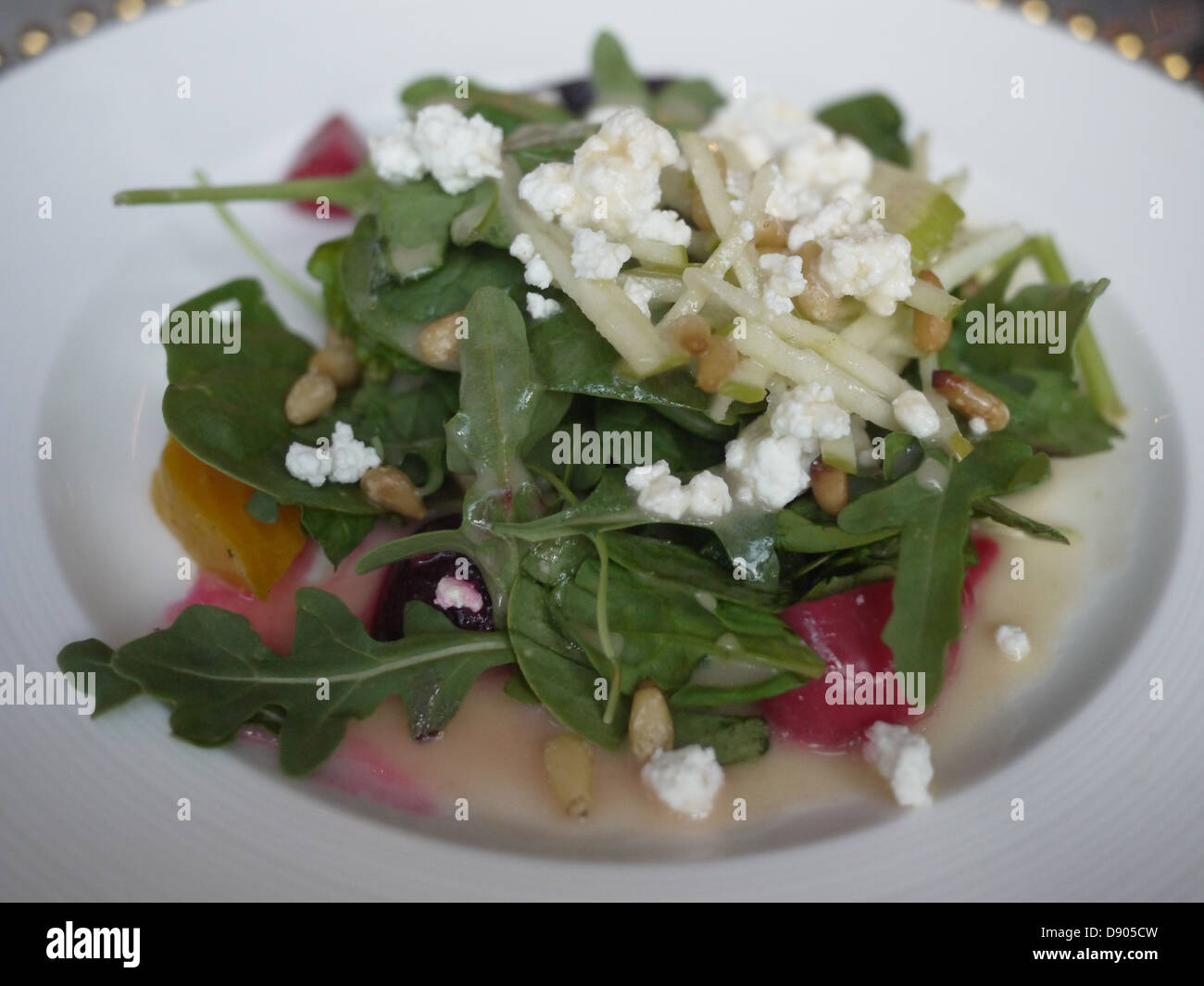 Una sana insalata verde ristorante piastra Foto Stock