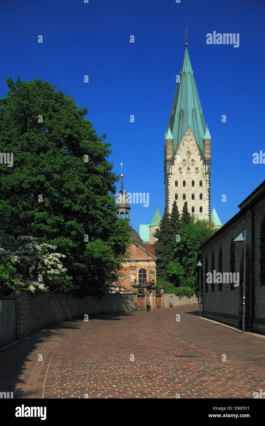 Alexiuskapelle und Dom a Paderborn, Ostwestfalen-Lippe, Renania settentrionale-Vestfalia Foto Stock