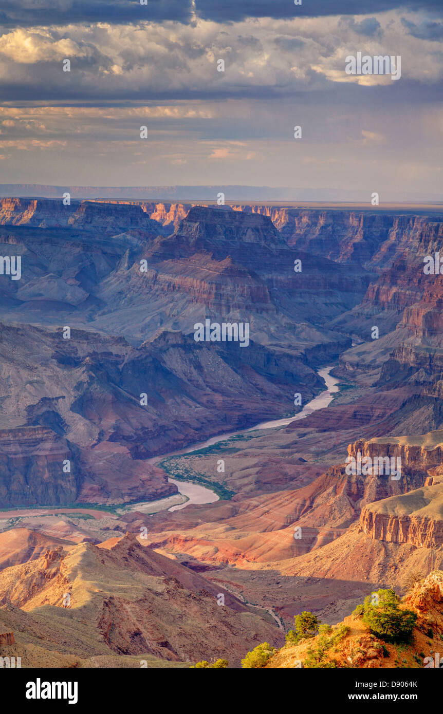 Stati Uniti d'America, Arizona, il Parco Nazionale del Grand Canyon (South Rim), il Fiume Colorado dalla vista del deserto Foto Stock