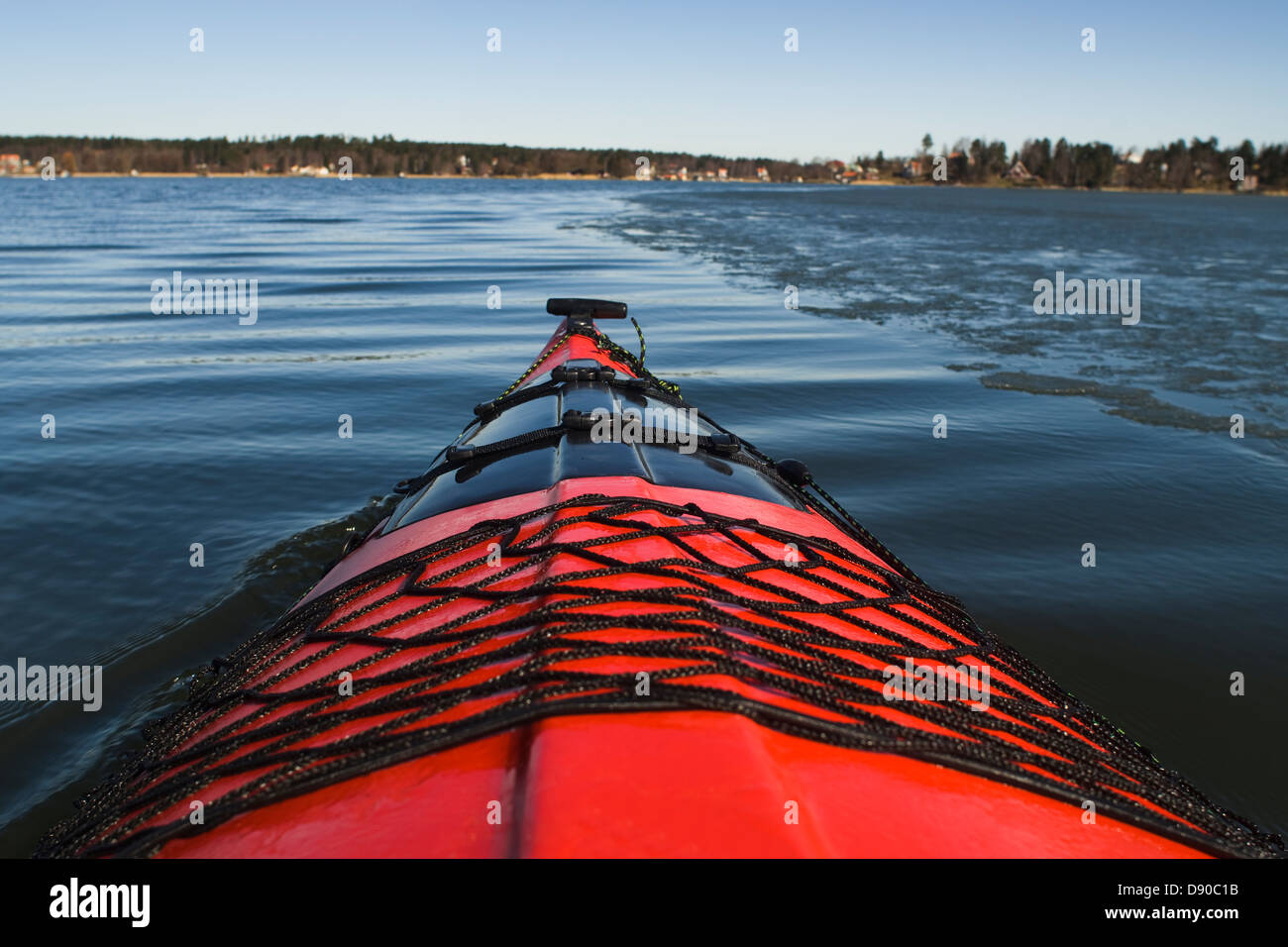 Lo stelo di un kayak in mare, Svezia. Foto Stock
