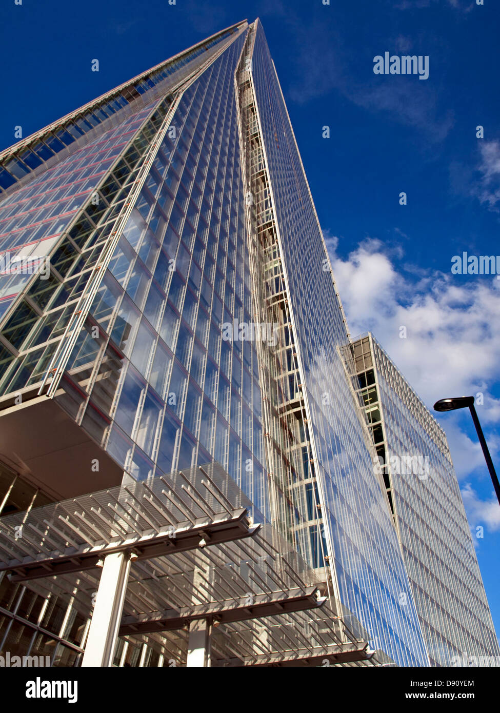 La Shard, edificio più alto nell'Unione europea, London Bridge, London, England, Regno Unito Foto Stock