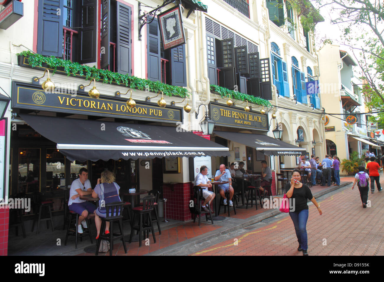 Singapore Singapore River, Boat Quay, bar lounge pub, ristorante ristoranti, cibo, caffè, Victorian London Pub, The Penny, Black esterno Foto Stock
