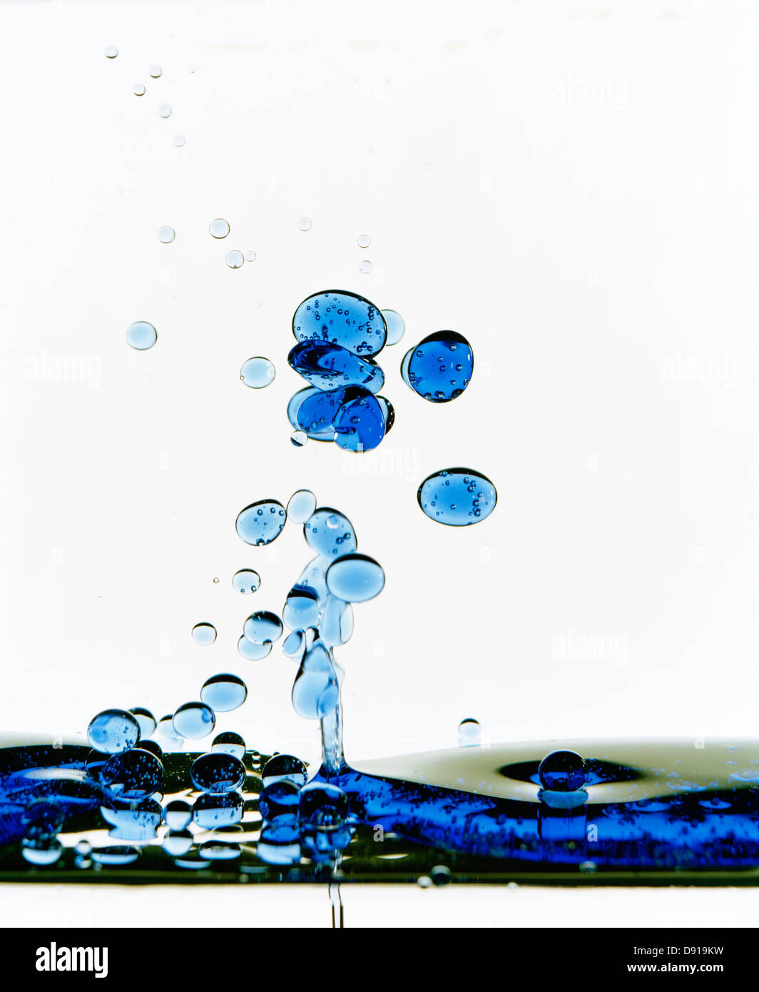 Vernice blu in acqua. Foto Stock