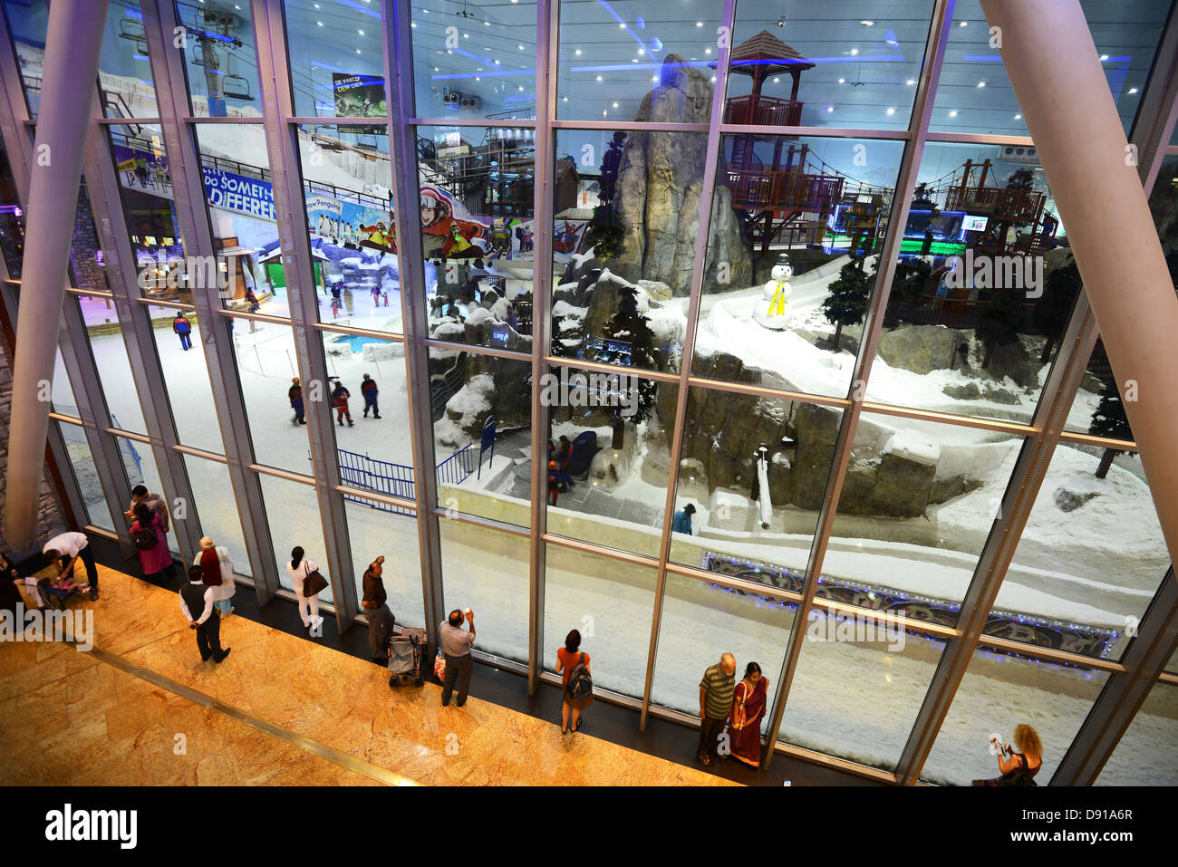 Ski Dubai e Centro commerciale degli Emirati, Dubai, Emirati Arabi Uniti Foto Stock