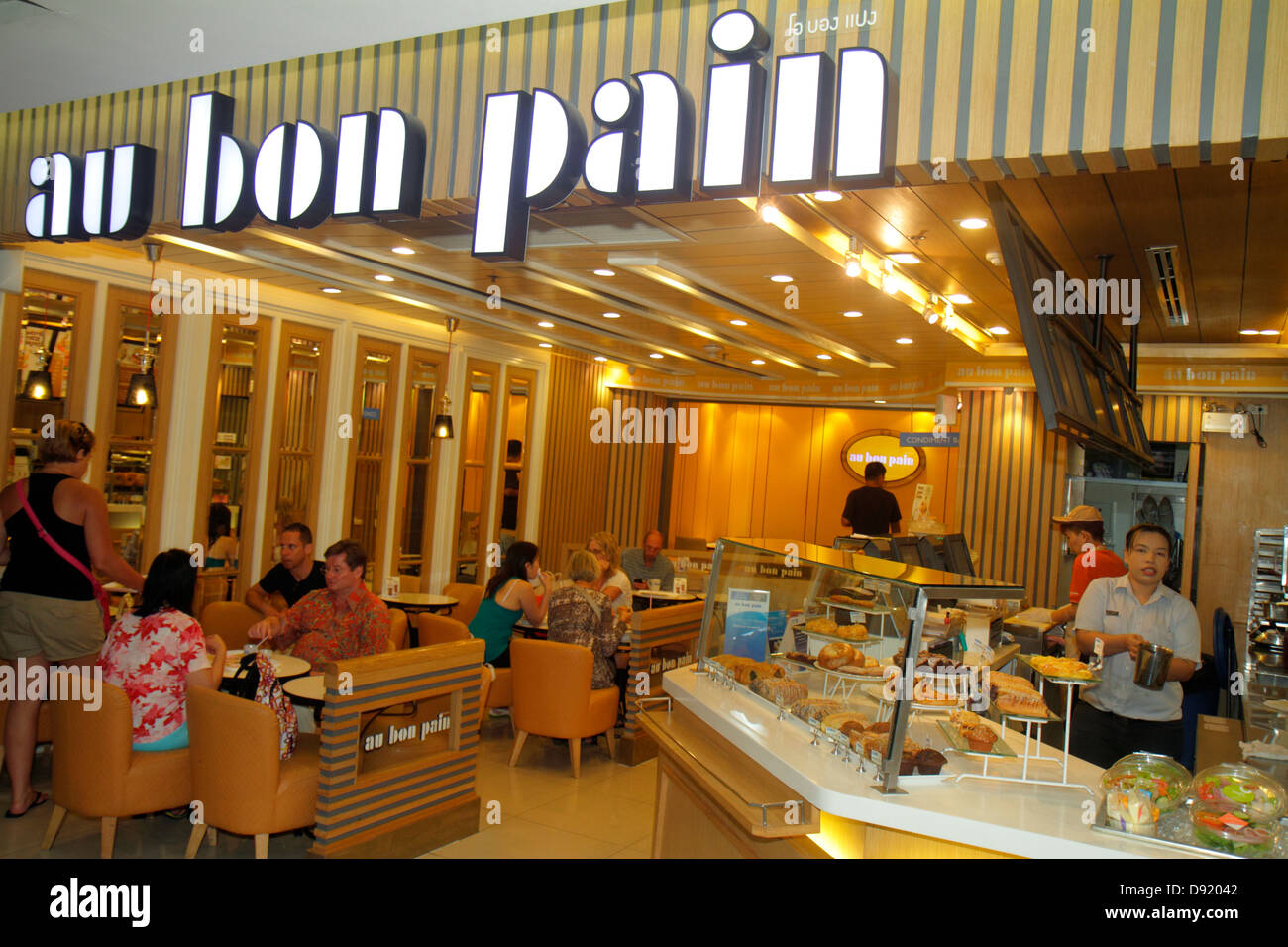 Thailandia,Thai,Bangkok,Pathum WAN,Rama 1 Road,MBK Center,centro,complesso,centro,shopping,shopping shopper shopping negozi mercati mercato mercati mercato acquistare sel Foto Stock