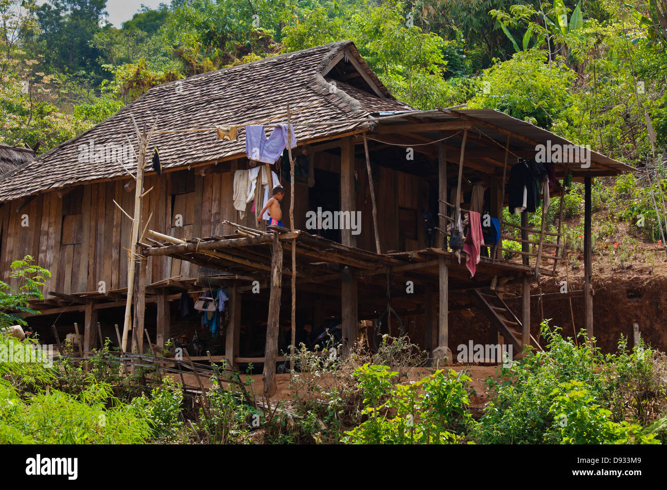 Tipica casa di Ann in villaggio nei pressi di Kengtung o KYAINGTONG - Myanmar Foto Stock