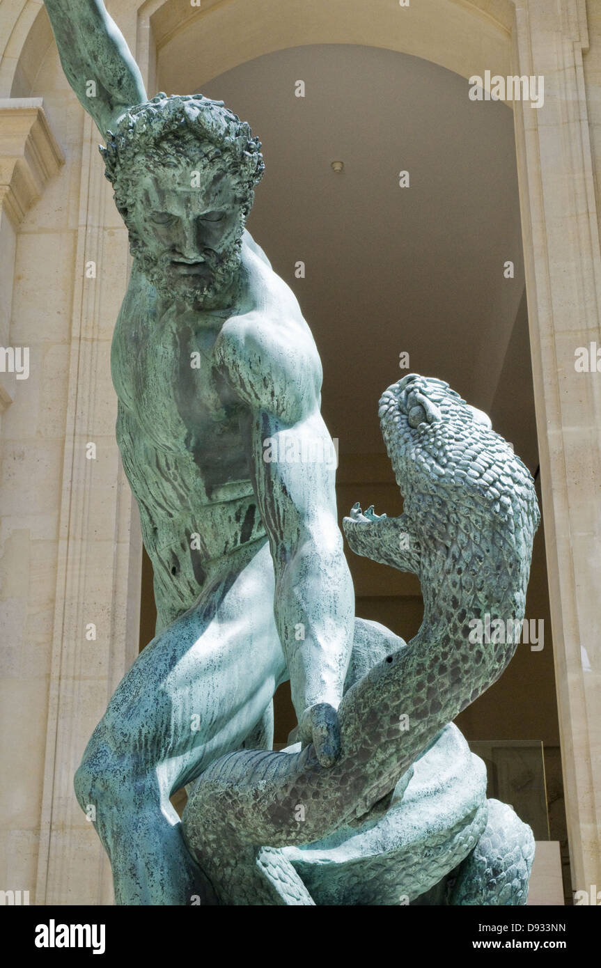 François-Joseph Bosio Hercule combattant Achelous métamorphosé en serpente. 1824 secolo XIX al museo del Louvre di Parigi. Foto Stock