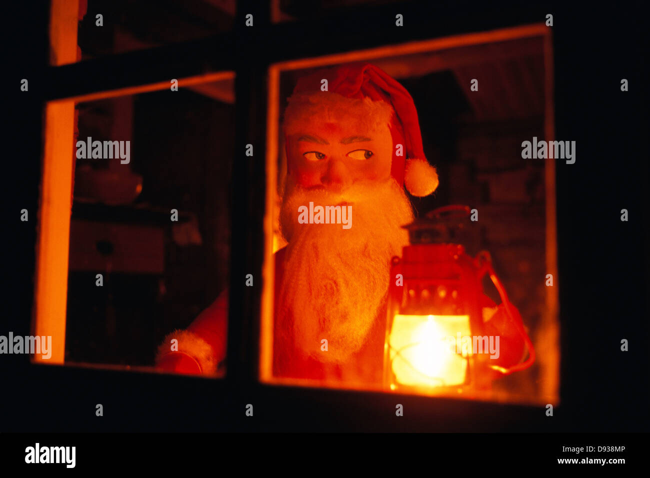 Babbo Natale con lanterna. Foto Stock