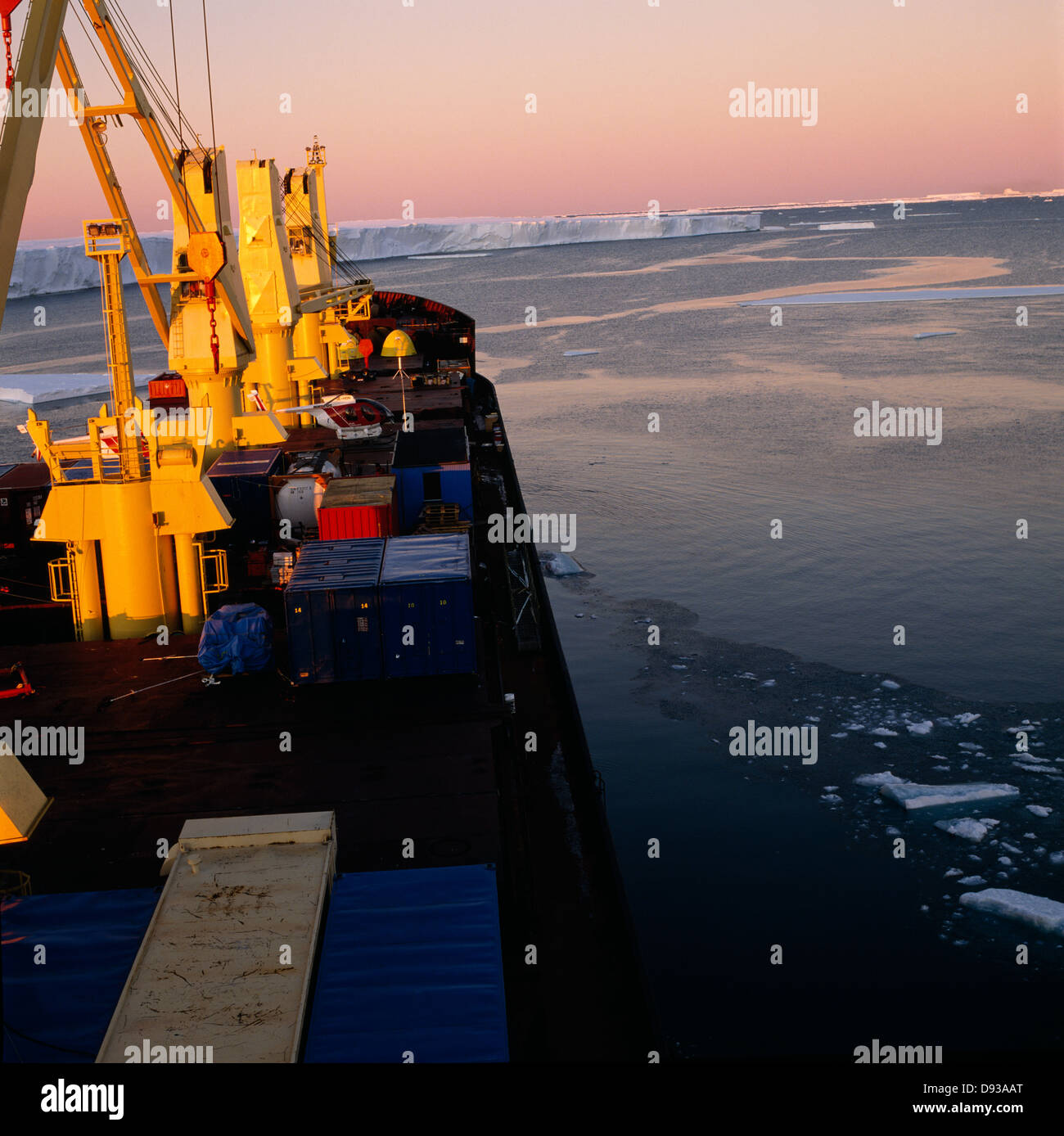 Cargo-nave dall'Antartico. Foto Stock