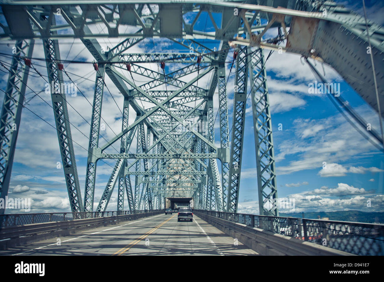 Dettagli del metallo ponti strutturato in Portland Foto Stock