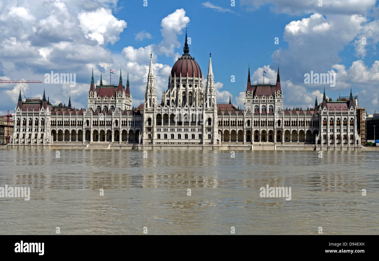 Le inondazioni del 2013 Fiume Danubio Budapest Ungheria Foto Stock