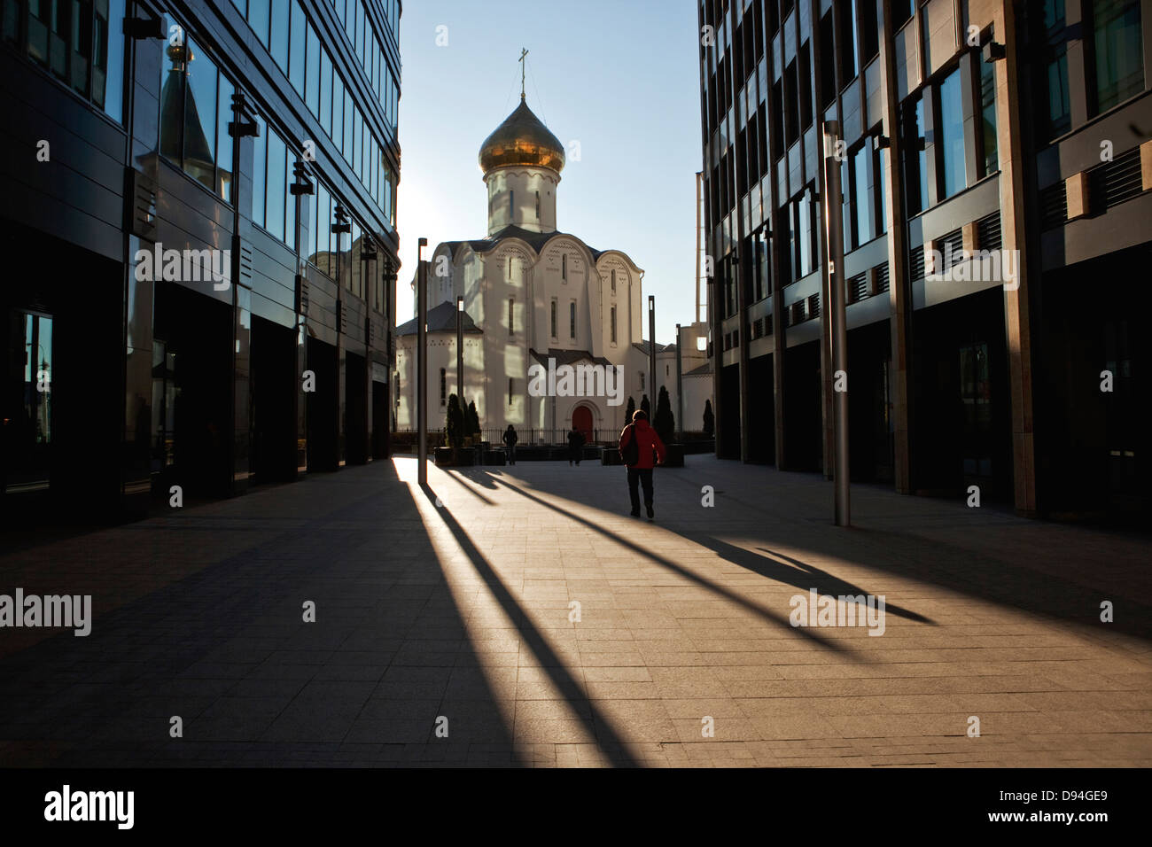 La chiesa al nuovo ufficio centrale "Quadrato bianco', Mosca, Russia Foto Stock