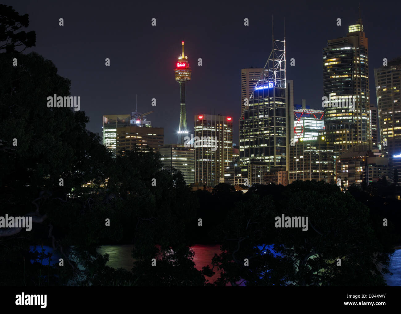 Grattacieli di notte facente parte della città di Sydney skyline, Australia Foto Stock