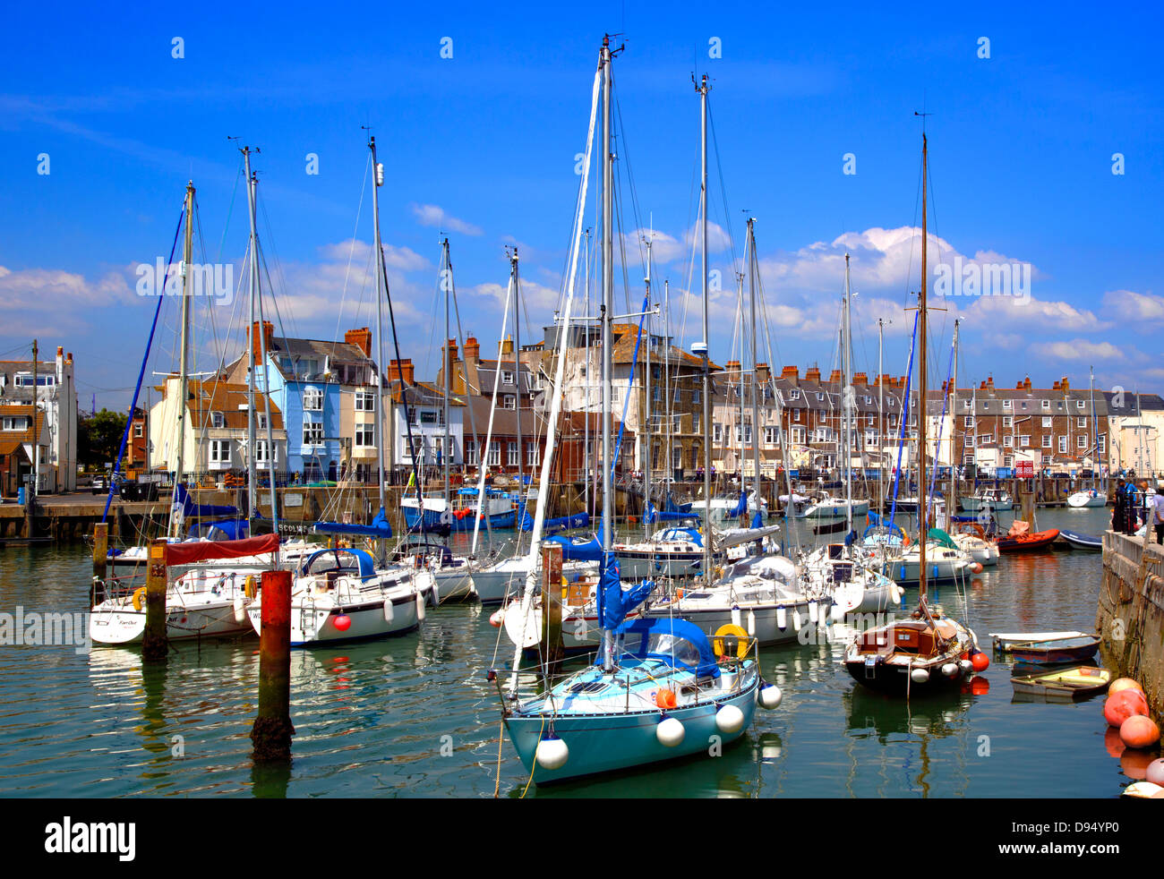 Barche nel porto di Weymouth acqua Foto Stock