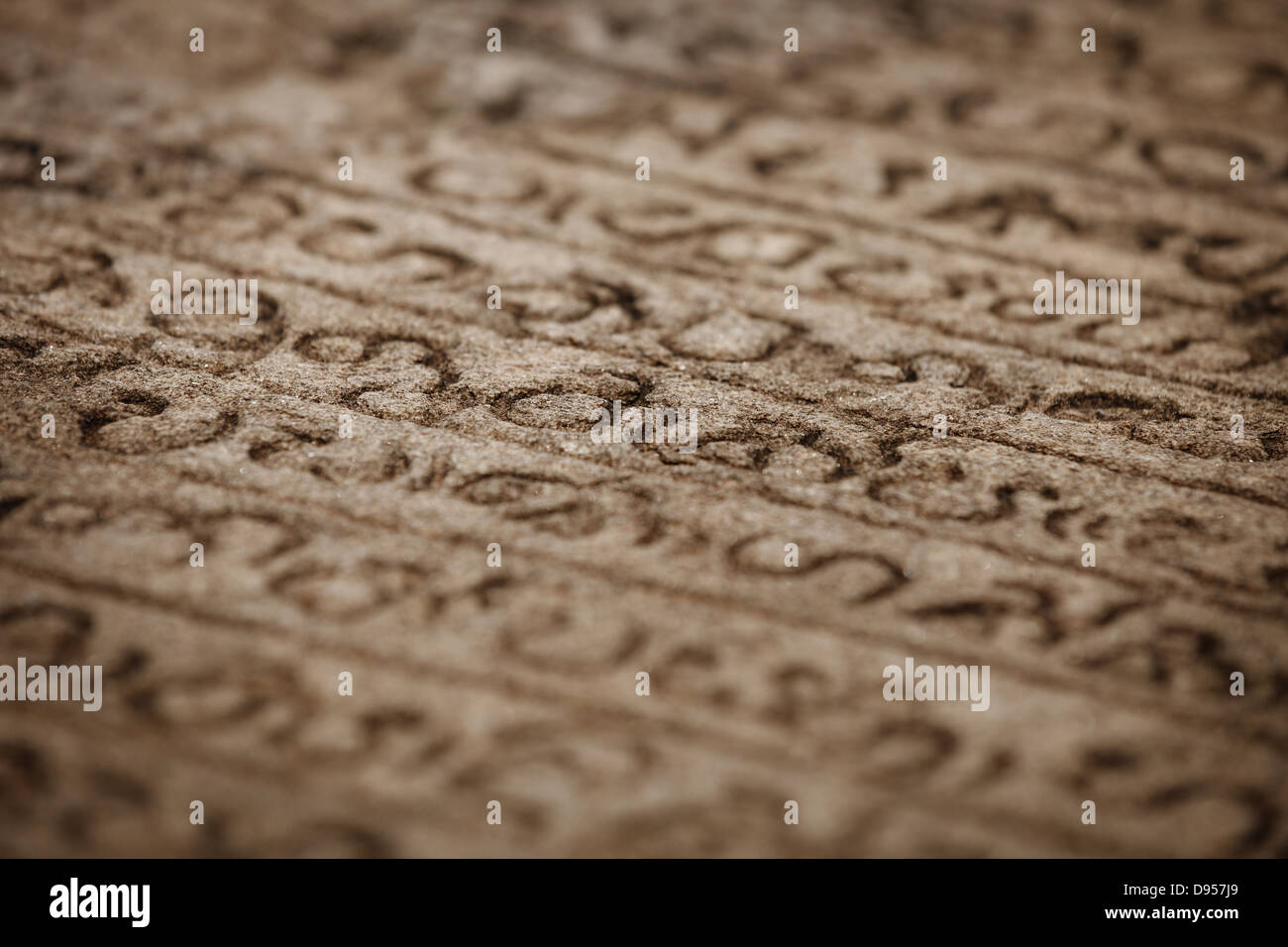 Script di antichi scolpiti sulla pietra compresse. Polonnaruva, Sri lanka Foto Stock