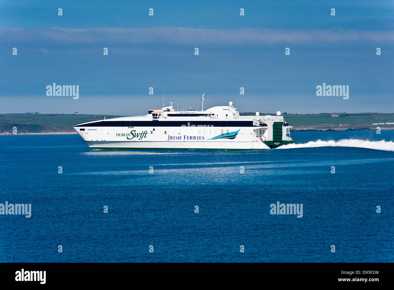 Irish Ferries mare irlandese Holyhead Anglesey North Wales UK Jonathan Swift Foto Stock