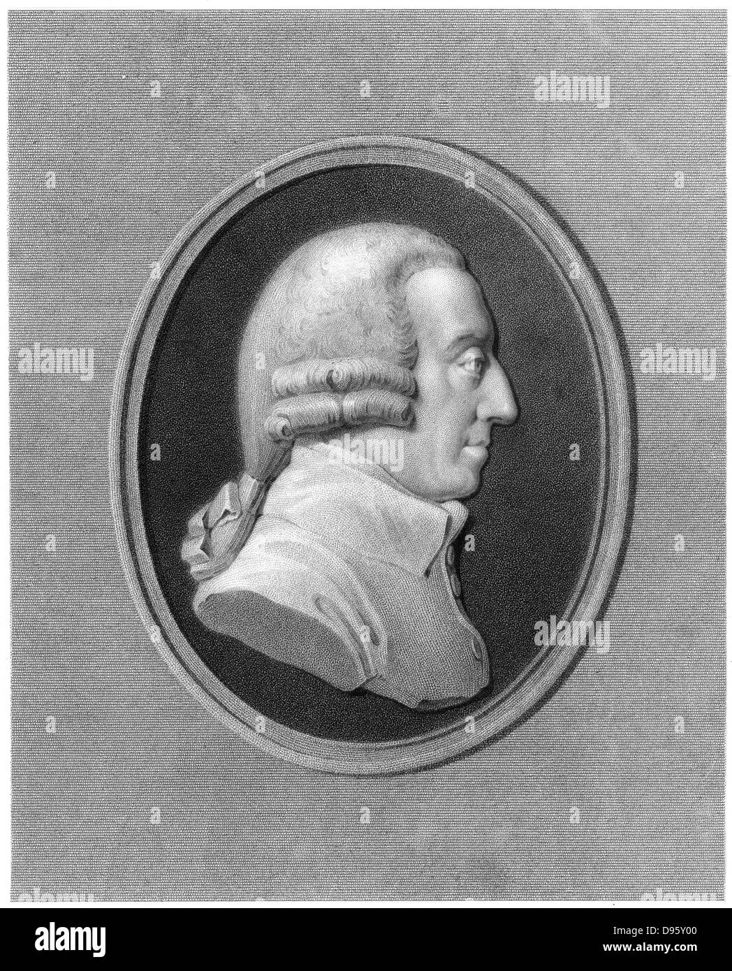 Adam Smith, XVIII secolo il filosofo scozzese ed economista. Smith (1723-1790) fu autore del molto influenti "Indagine sulla natura e le cause della ricchezza delle nazioni", pubblicato nel 1776. Incisione dopo un medaglione Tassie. Foto Stock