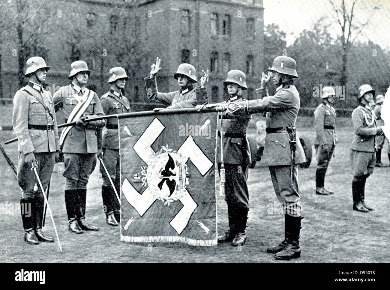 Esercito Tedesco reclute giurare fedeltà al partito nazista e stato, 1935. Foto Stock