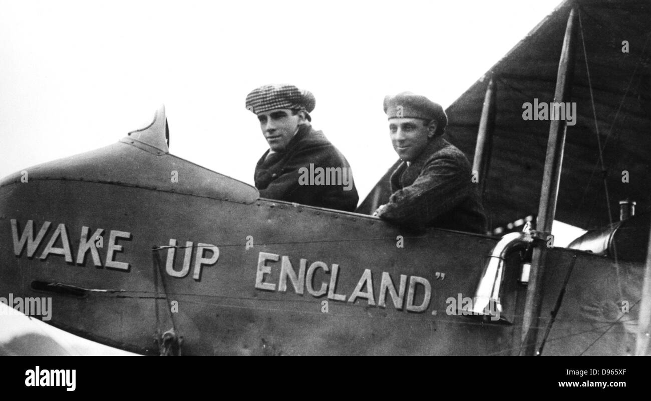 Graham bianco (sinistra) e RT cancelli, British pioneer aviatori. Fotografia. Foto Stock