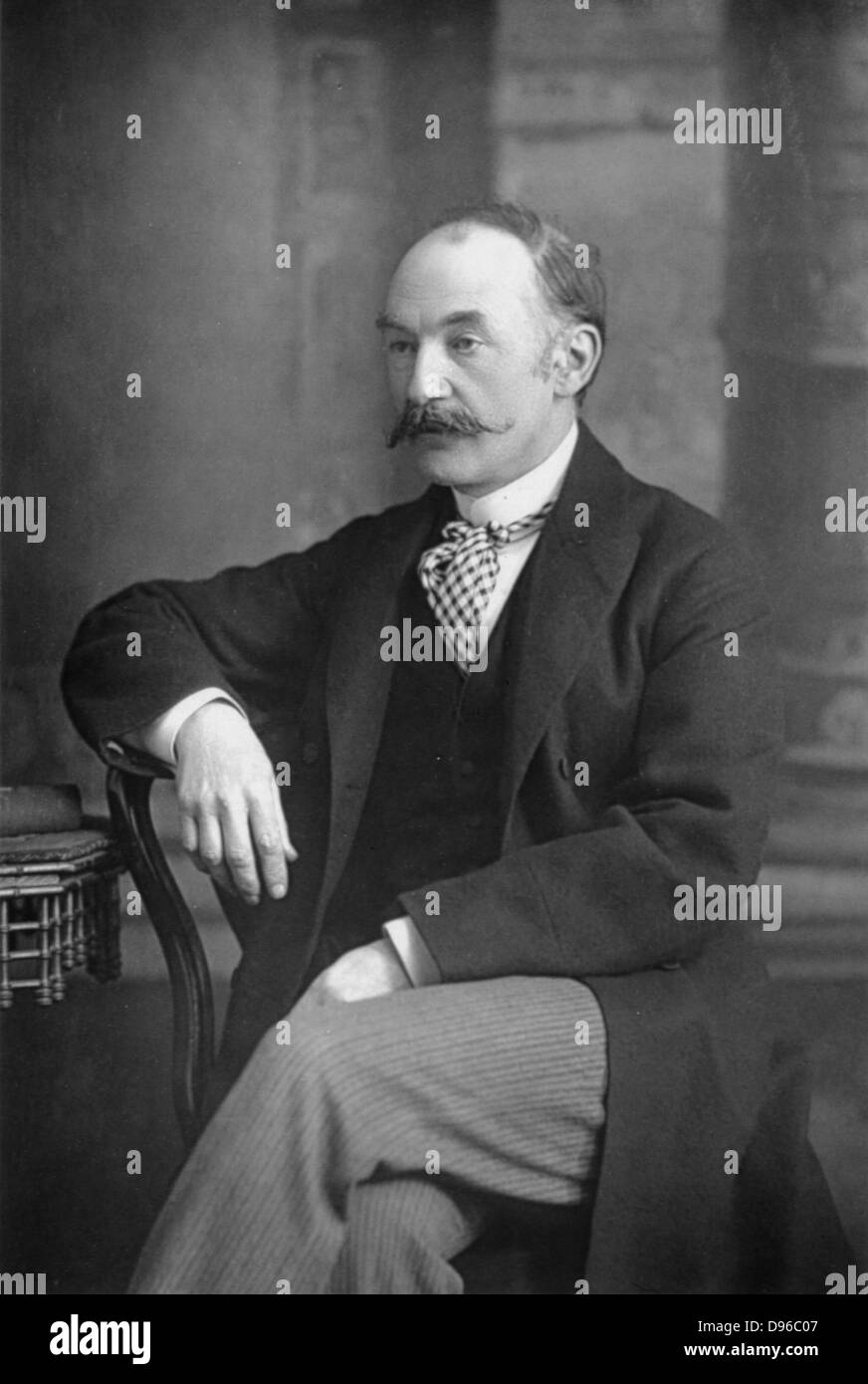 Thomas Hardy (1840-1928) romanziere britannico e poeta. Fotografia da "l'Armadio Portrait Gallery", Londra, 1890-94. Woodburytype Foto Stock