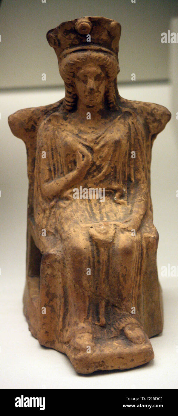 Una guarigione Dio per la lotta contro la peste. Con la peste uccide molte persone in sovraffollamento della città di Atene durante la Guerra del Peloponneso il culto del dio di guarigione Asclepio divenne presto popolare. In 420/19 BC un santuario di Asclepio e Hygeia, la dea della salute. Foto Stock