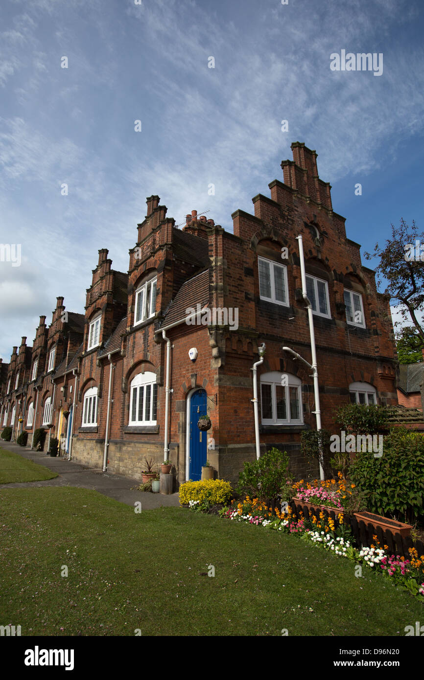 Villaggio di Port Sunlight, Inghilterra. vista pittoresca di wood street cottages in port sunlight. Foto Stock