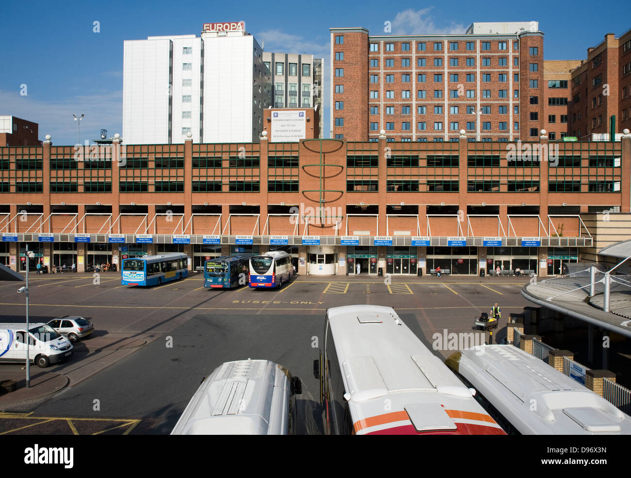 Great Victoria Street, dalla stazione degli autobus in Belfast Foto Stock