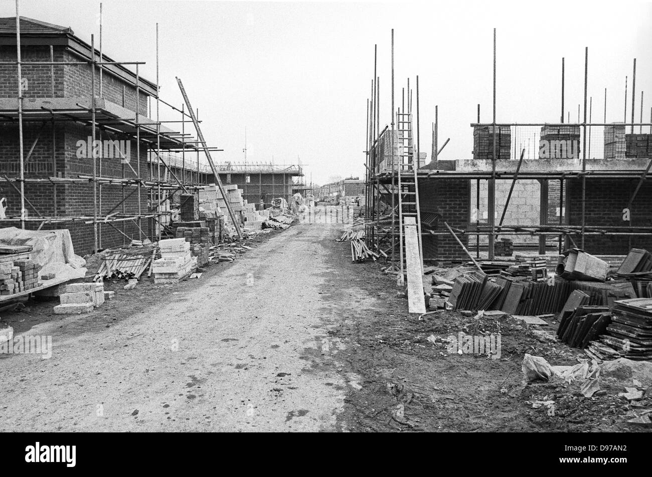 Sito di costruzione su Railton Road a Brixton, Lambeth, Londra nel 1983 come opera di riqualificazione ha iniziato Foto Stock