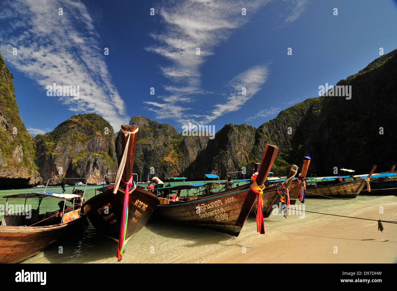 Maya Bay a Ko Phi Phi Lee. Foto Stock