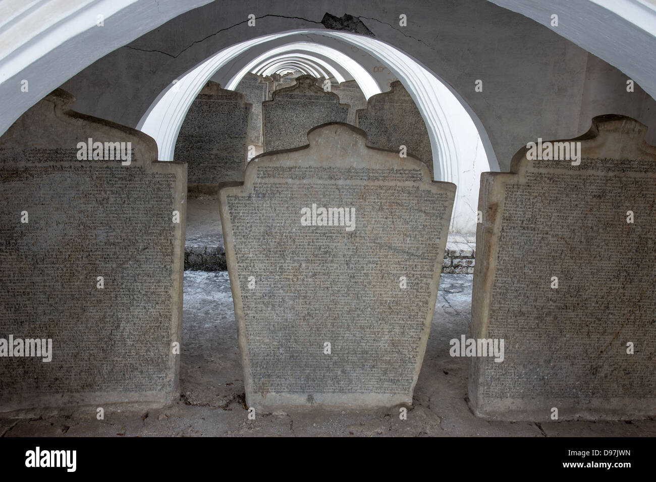 Canone buddista immagini e fotografie stock ad alta risoluzione Alamy