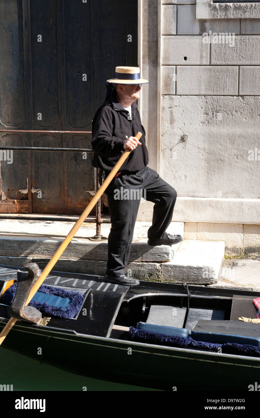 Gondoliere e gondole, Venezia, Italia Foto Stock