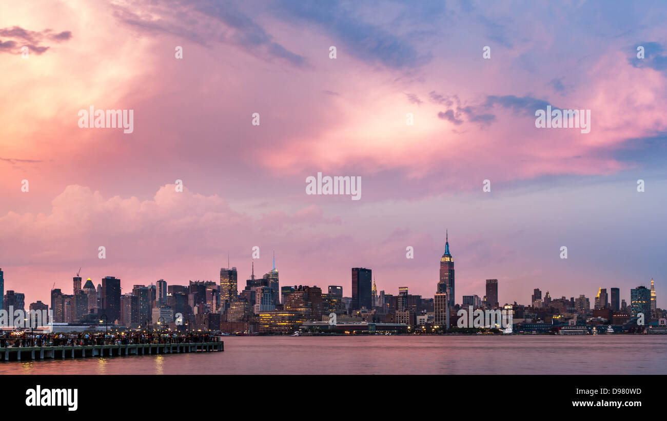 Tramonto sul New York Midtown Skyline Foto Stock