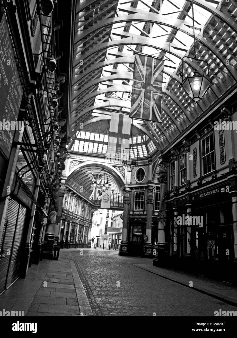 Lo storico mercato Leadenhall su una domenica, uno dei più antichi mercati di Londra, risalente al XIV secolo, City of London Foto Stock