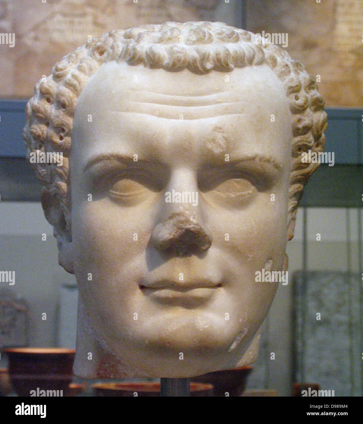 Testa di marmo di Herodes Atticus, Ateniese philospher milionario. (Annuncio 101-177) ha detto di essere da Alessandria. Uno dei più famosi uomini della sua giornata, è console a Roma e di precettore del futuro imperatore. Foto Stock