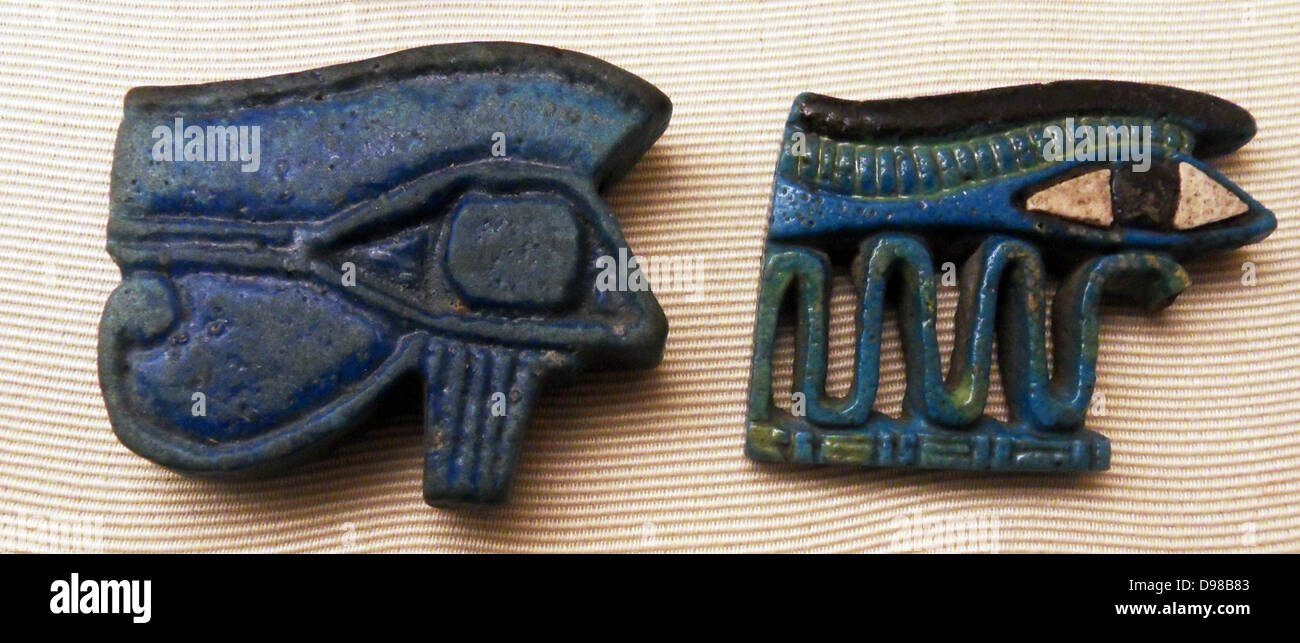 Wedjet occhio, un amuleto da Dynastic Egitto. Il Wedjet è associato con Horus, il dio del cielo, raffigurato come un falco o come un uomo con un falcon alla testa. In una battaglia con Seth, il dio del caos e confusione, Horus ha perso il suo occhio sinistro. Ma la ferita è stata guarita e la Wedjet venne a simboleggiare la guarigione Foto Stock